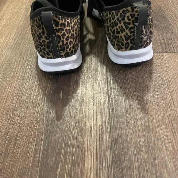 New Balance confert memory soals never warn. - Picture 2 of 7